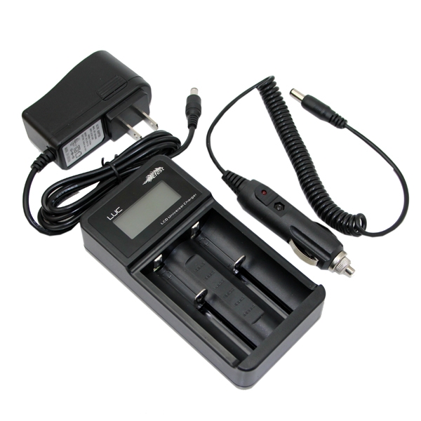 Efest LUC Charger LCD Universal Charger